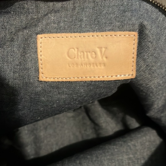 Clare V Moyen Messenger - Picture 12 of 12